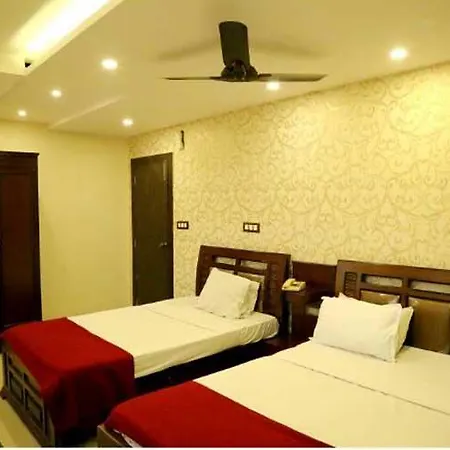 Grand Sandarshini Inn